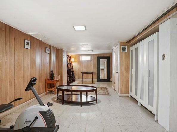 44 Ambler Drive, Norwalk CT 06851