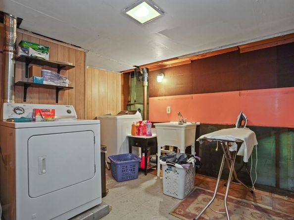 44 Ambler Drive, Norwalk CT 06851