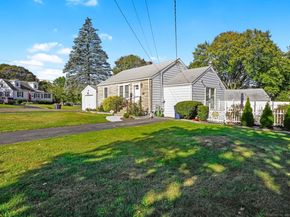 44 Ambler Drive, Norwalk CT 06851
