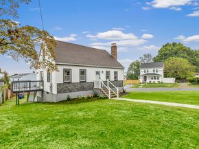 16 Oakdale Street, Bridgeport CT 06606