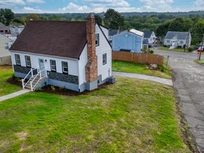 16 Oakdale Street, Bridgeport CT 06606