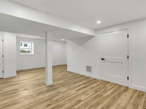 16 Oakdale Street, Bridgeport CT 06606