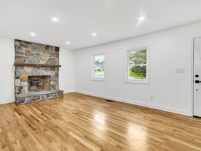 16 Oakdale Street, Bridgeport CT 06606