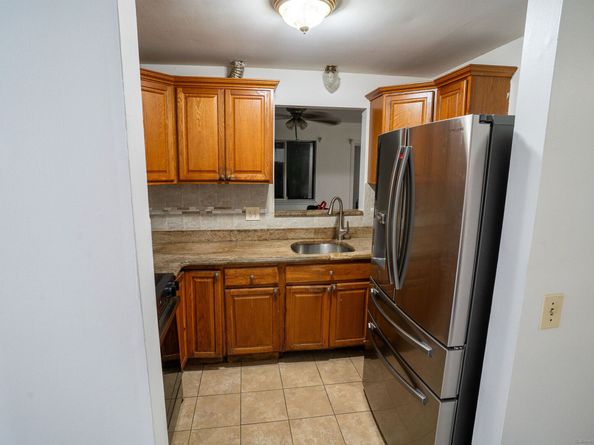 81 Coalpit Hill Road APT B, Danbury CT 06810