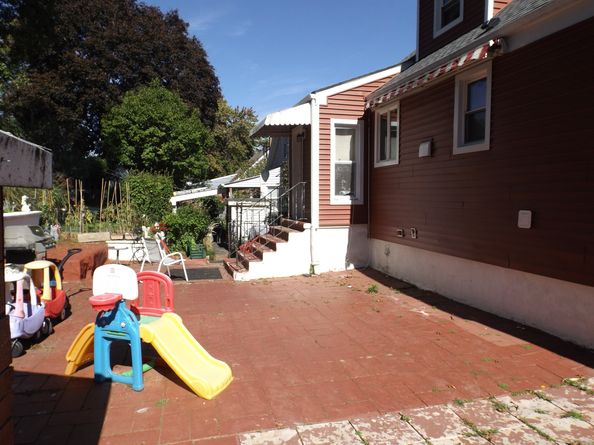 241 Sampson Street, Bridgeport CT 06606