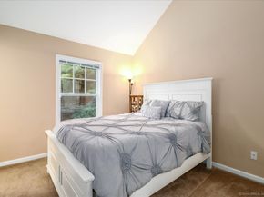 37 Faith Lane 37, Danbury CT 06810