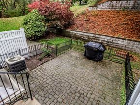 37 Faith Lane 37, Danbury CT 06810