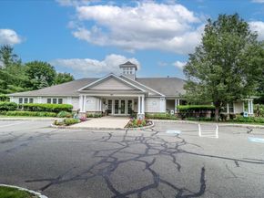 37 Faith Lane 37, Danbury CT 06810