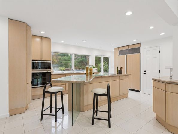 49 Alexandra Drive, Stamford CT 06903