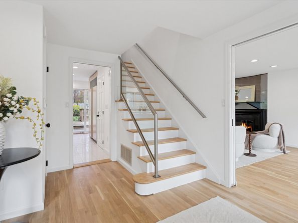 49 Alexandra Drive, Stamford CT 06903