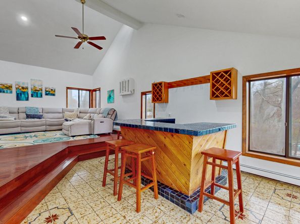 6 Dartmouth Drive, Shelton CT 06484