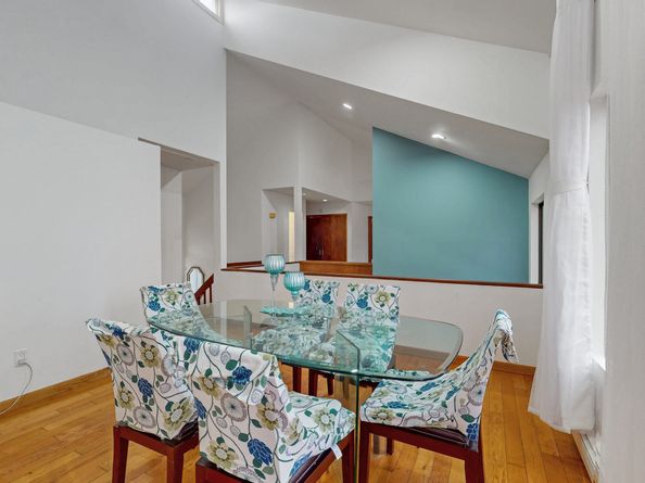 6 Dartmouth Drive, Shelton CT 06484