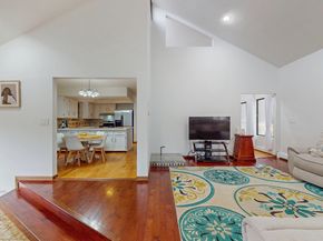 6 Dartmouth Drive, Shelton CT 06484