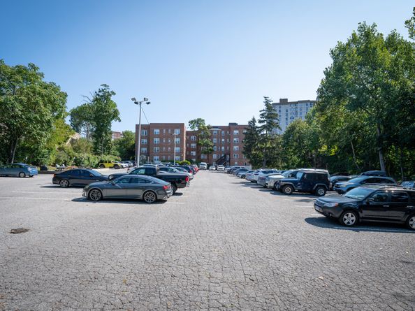 70 Strawberry Hill Avenue APT 22D, Stamford CT 06902