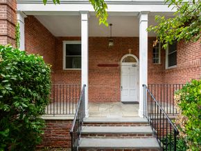 70 Strawberry Hill Avenue APT 22D, Stamford CT 06902