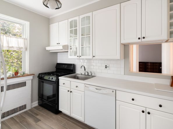 70 Strawberry Hill Avenue APT 22D, Stamford CT 06902