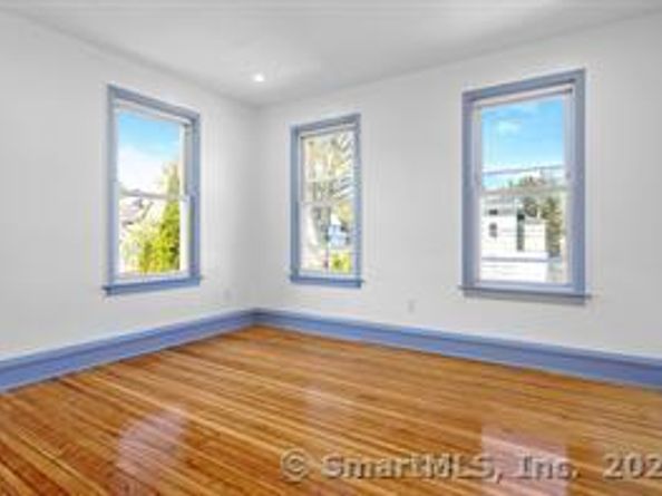 1373 Iranistan Avenue, Bridgeport CT 06605