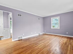125 Meadowbrook Road, Stratford CT 06614