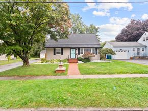 125 Meadowbrook Road, Stratford CT 06614