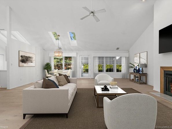 39 L Hermitage Drive 39, Shelton CT 06484