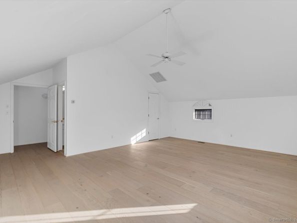 39 L Hermitage Drive 39, Shelton CT 06484