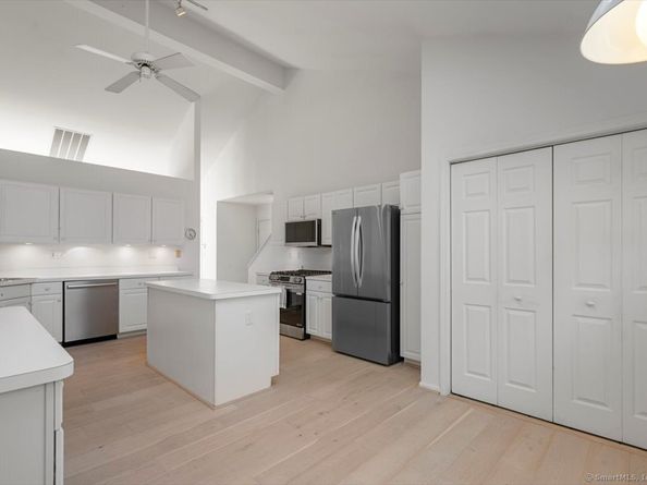 39 L Hermitage Drive 39, Shelton CT 06484