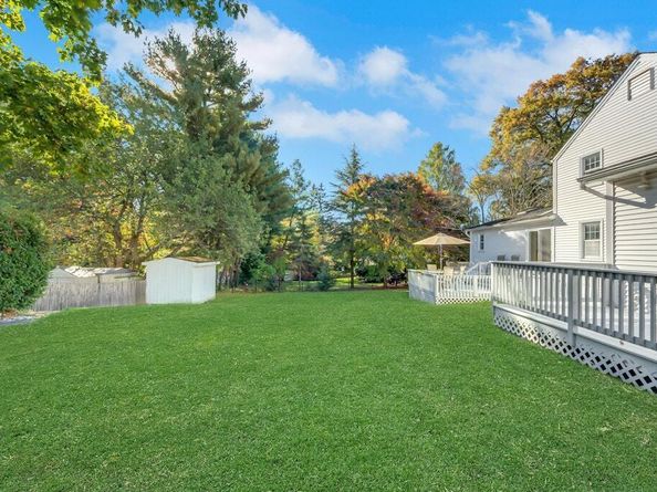 393 Upper Haig Avenue, Stamford CT 06907