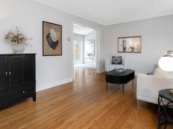 393 Upper Haig Avenue, Stamford CT 06907