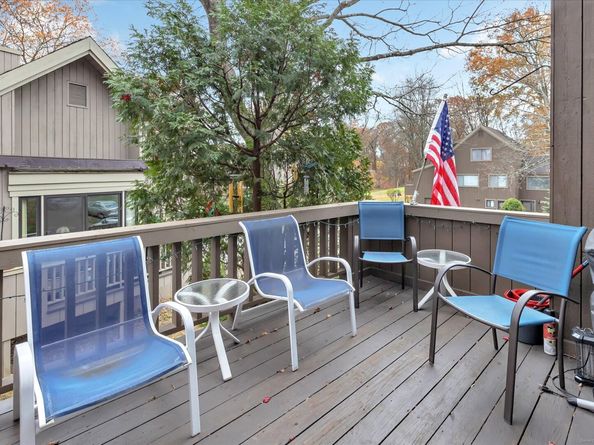 289 Agawam Drive B, Stratford CT 06614