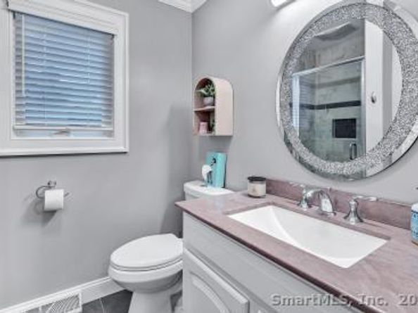 289 Agawam Drive B, Stratford CT 06614