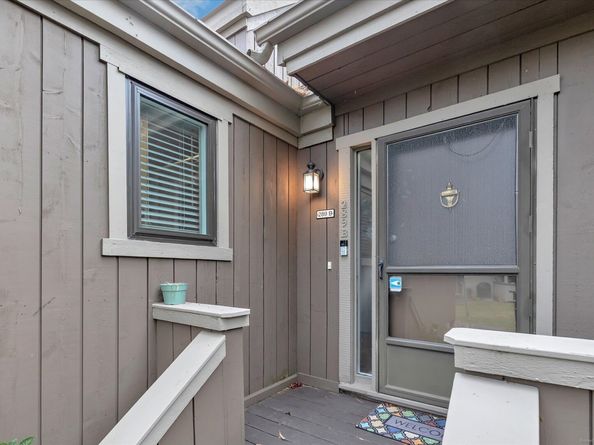 289 Agawam Drive B, Stratford CT 06614