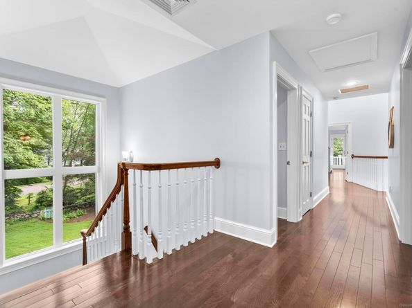 101 Brambley Hedge Circle, Fairfield CT 06824