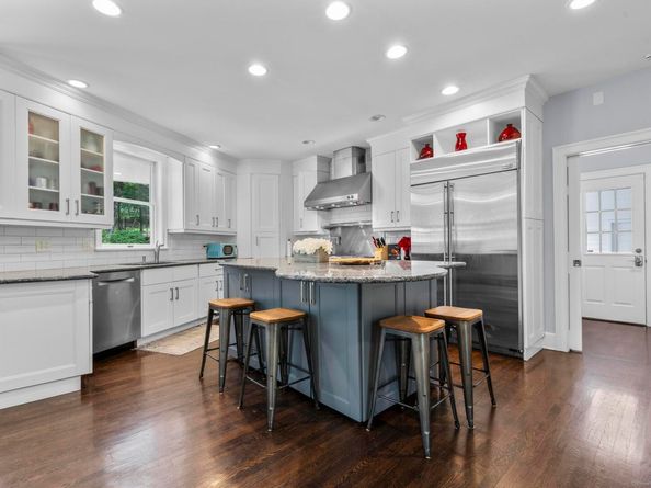 101 Brambley Hedge Circle, Fairfield CT 06824
