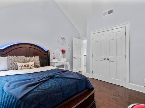 101 Brambley Hedge Circle, Fairfield CT 06824