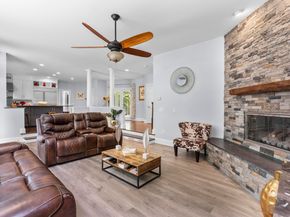 101 Brambley Hedge Circle, Fairfield CT 06824