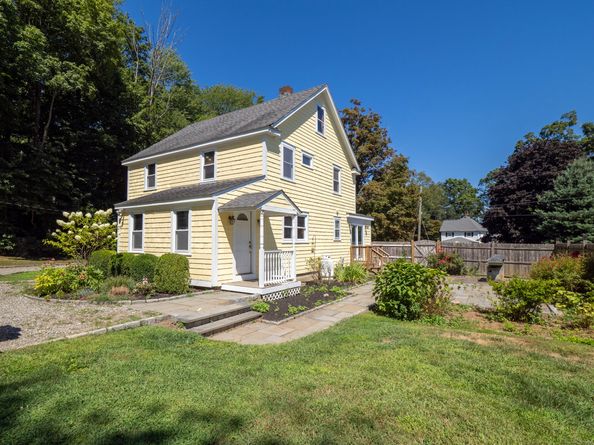 159 Barry Avenue, Ridgefield CT 06877