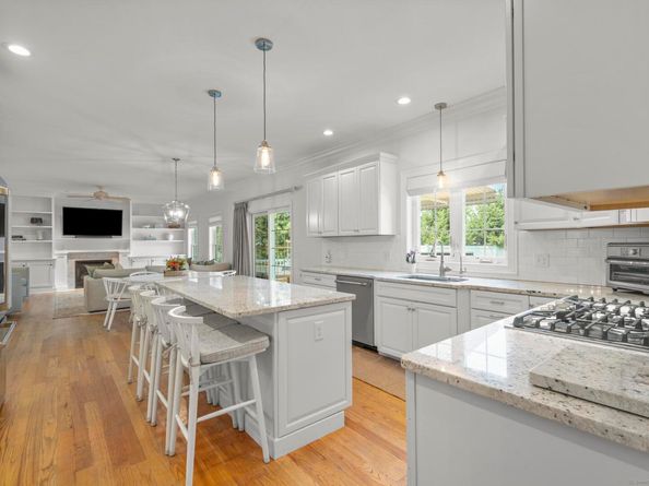197 Lenore Drive, Shelton CT 06484