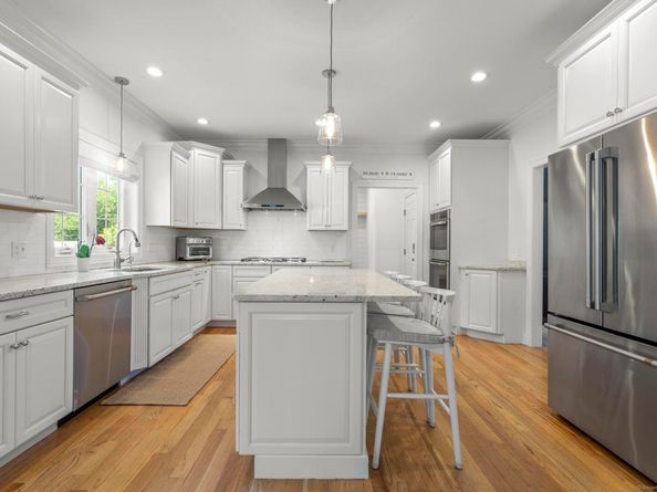 197 Lenore Drive, Shelton CT 06484