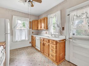 341 S Pine Creek Road, Fairfield CT 06824