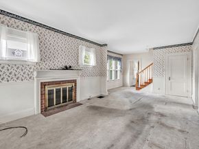 341 S Pine Creek Road, Fairfield CT 06824