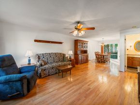 10 Colonial Village 10, Shelton CT 06484