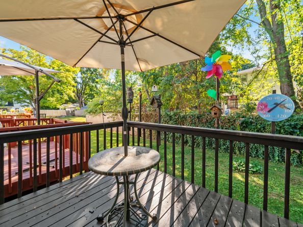 10 Colonial Village 10, Shelton CT 06484