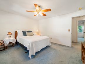 10 Colonial Village 10, Shelton CT 06484