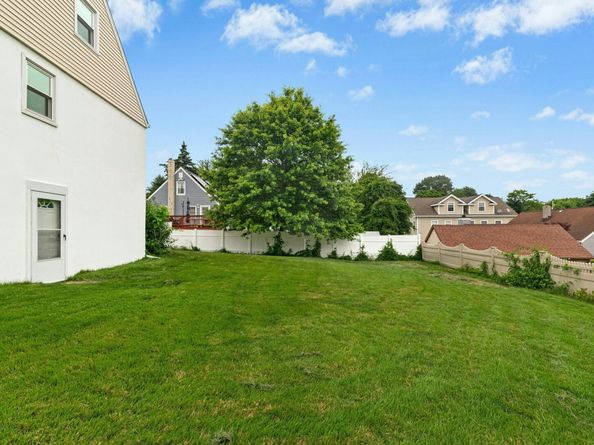 299 Marlborough Terrace, Fairfield CT 06825