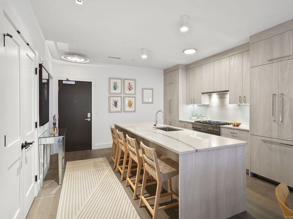 180 Park Street D202, New Canaan CT 06840