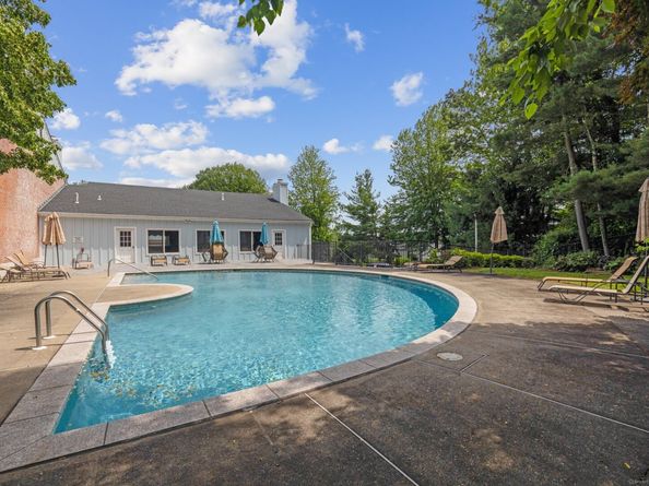 52 Hills Lane 52, Norwalk CT 06880