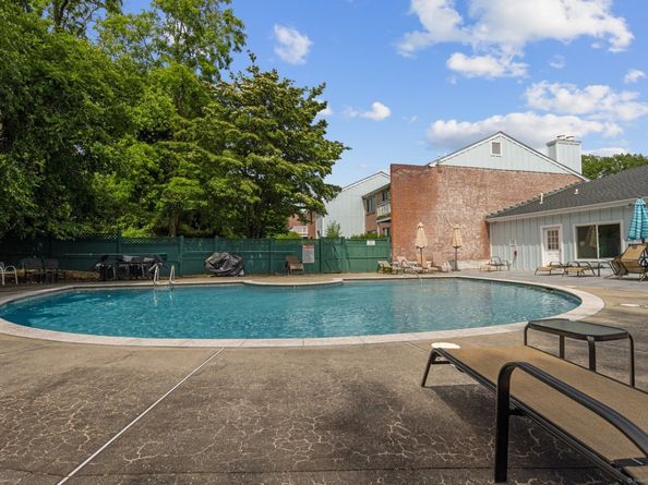 52 Hills Lane 52, Norwalk CT 06880