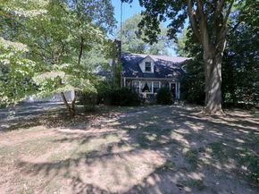20 Ermine Street, Fairfield CT 06824