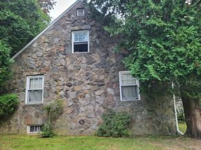 20 Ermine Street, Fairfield CT 06824