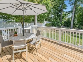 17 Burchard Lane, Norwalk CT 06853